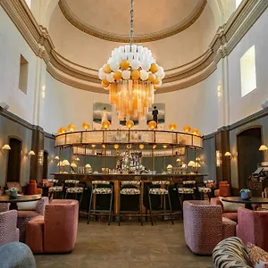 Stradom House, Autograph Collection Krakau